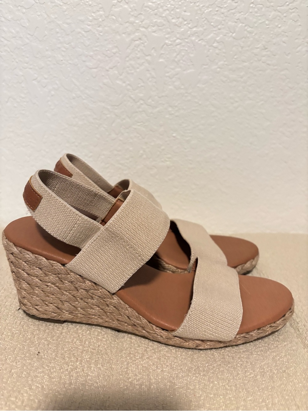 Tommy Bahama Beige Canvas Espadrille Wedge Sandals with Tan Footbed